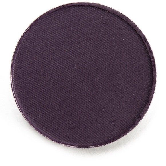 LAST ONE! “It’s Vintage” Pro Palette Refill MAC Powder Kiss Eyeshadow - Picture 2 of 5